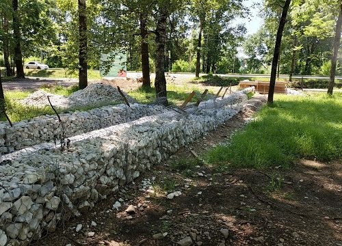 Благоустройство сквера на ДСМ продолжается в Биробиджане