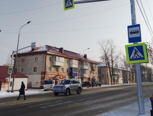 Дополнительные дорожные знаки устанавливают в Биробиджане
