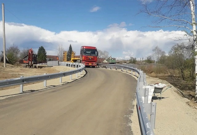 С 18 мая заработает временный объезд через реку Икуру в Биробиджане