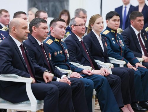 Итоги первого потока программы «Время героев» подвел Владимир Путин