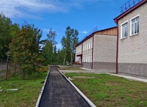 Школьники села Найфельд встретят День знаний в обновленной школе