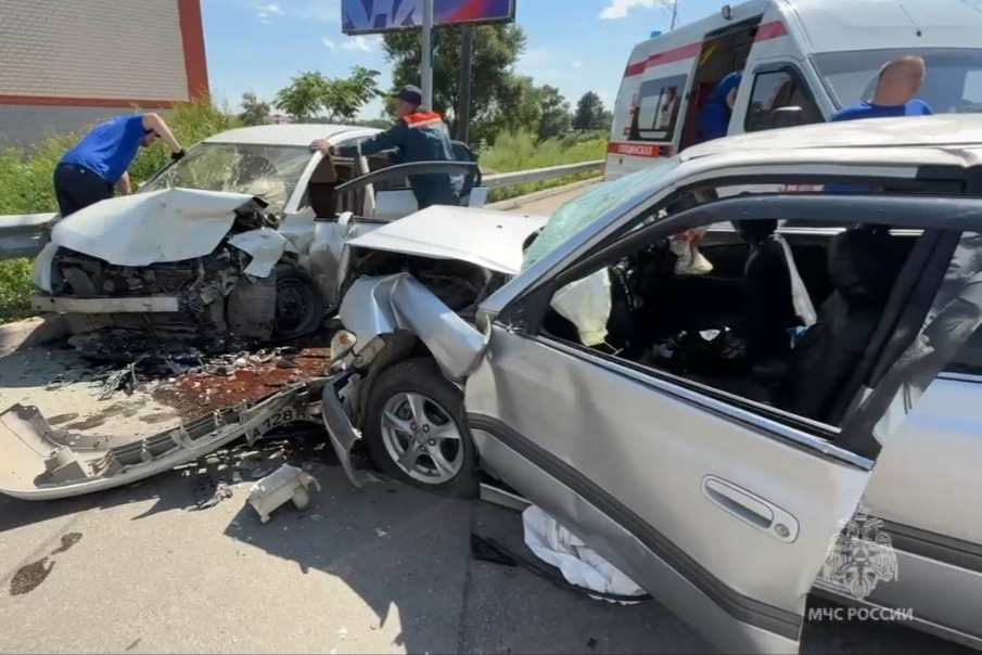 В Биробиджане нетрезвый водитель стал виновником аварии: пострадали четыре человека