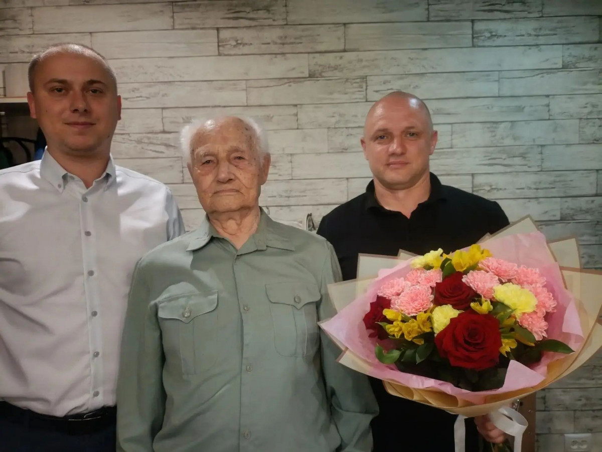 100-летний юбилей отметил ветеран Великой Отечественной войны Михаил Золотых