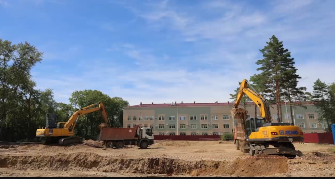 Началось строительство нового корпуса детской поликлиники в Биробиджане