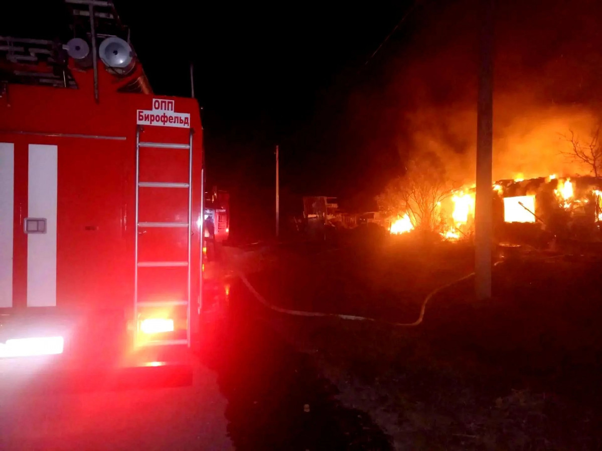 Трое детей спаслись при пожаре в ЕАО